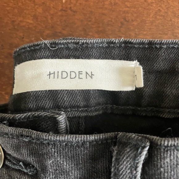 Hidden Jeans Black Floral Embroidered Distressed Skinny Crop Sz 31 - Picture 3 of 7